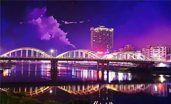 化州市鑒江音樂(lè)水秀噴泉工程設(shè)備及安裝采購(gòu)項(xiàng)目